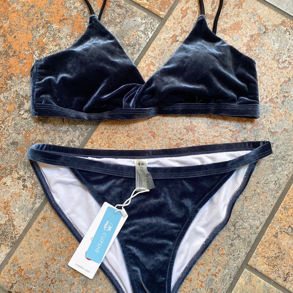 Cupshe Navy Velvet Triangle Bikini Set